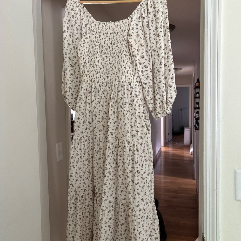 Neuflora Cream Floral Midi Dress